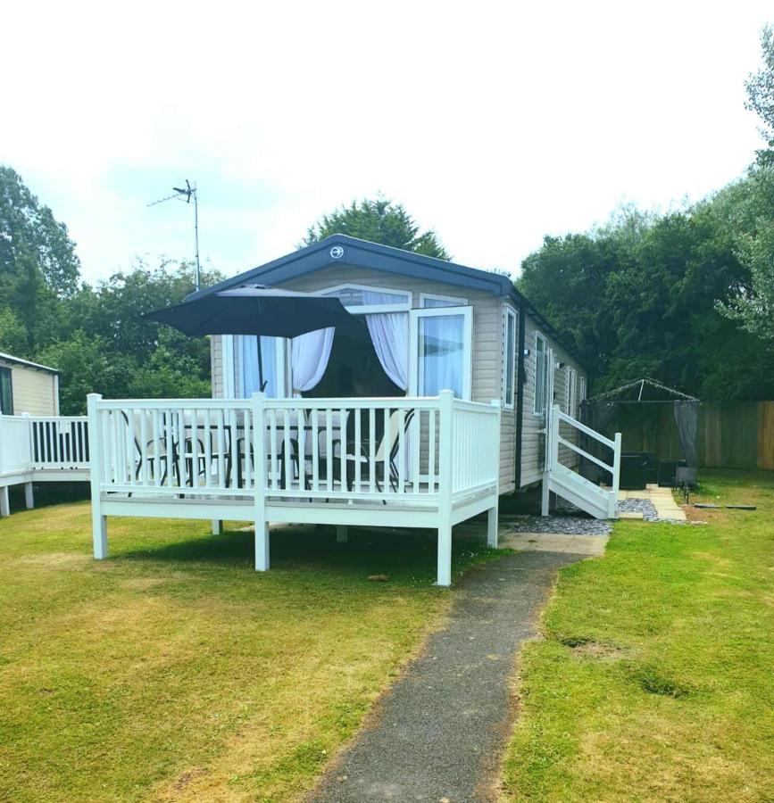 Luxury Latest Model Holiday Home Blackpool Exteriör bild